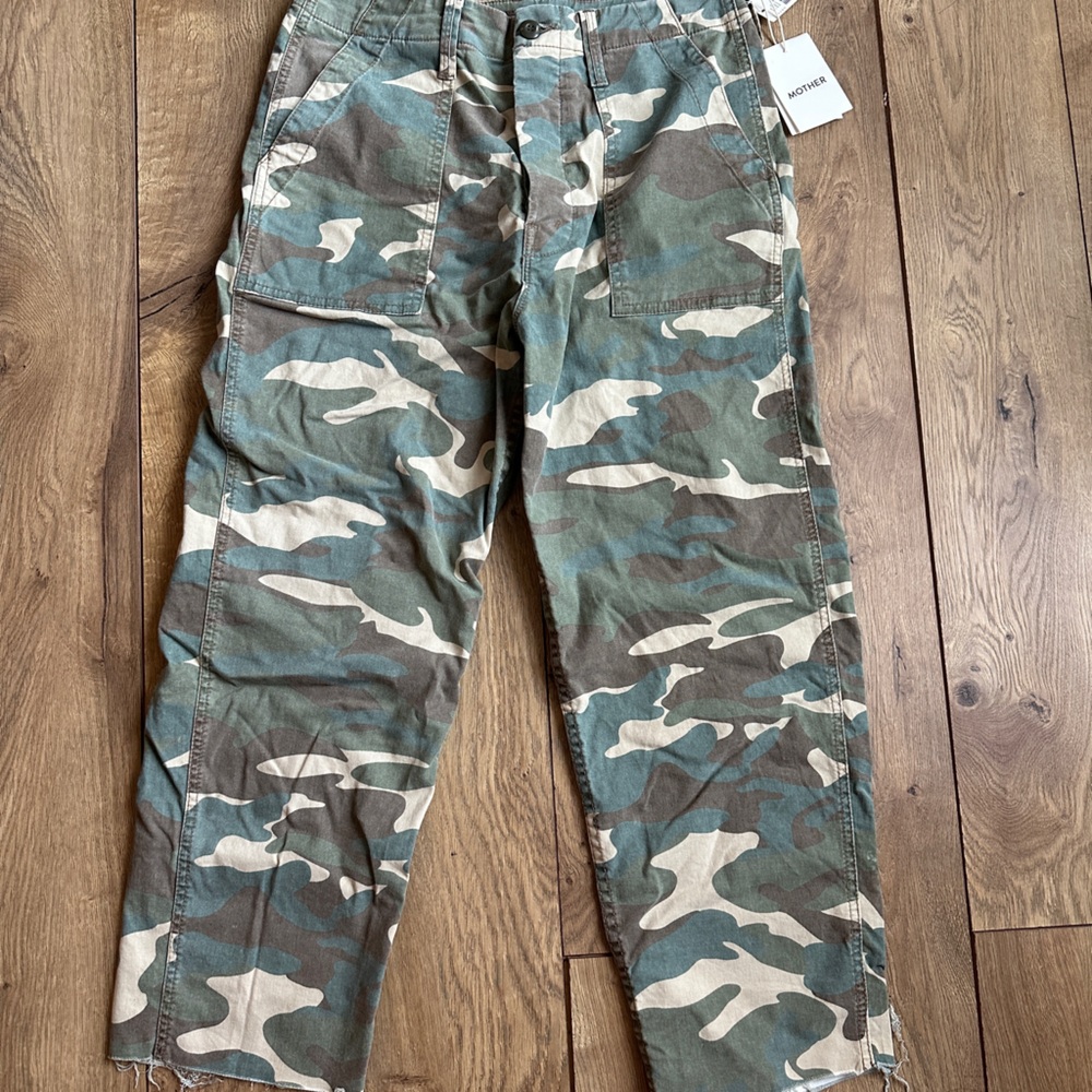 MOTHER Green and Tan Camouflage Pants
